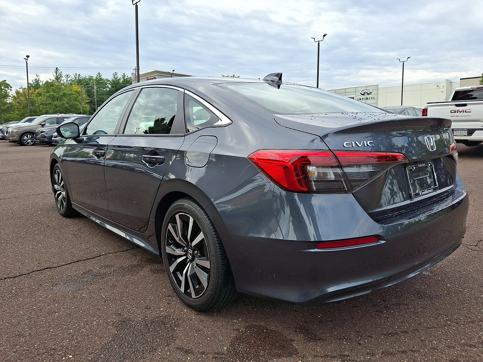Used 2024 Honda Civic EX image 4