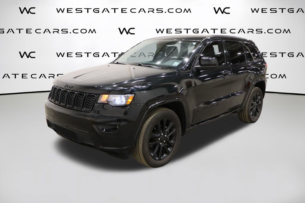 Used 2018 Jeep Grand Cherokee Altitude image 1