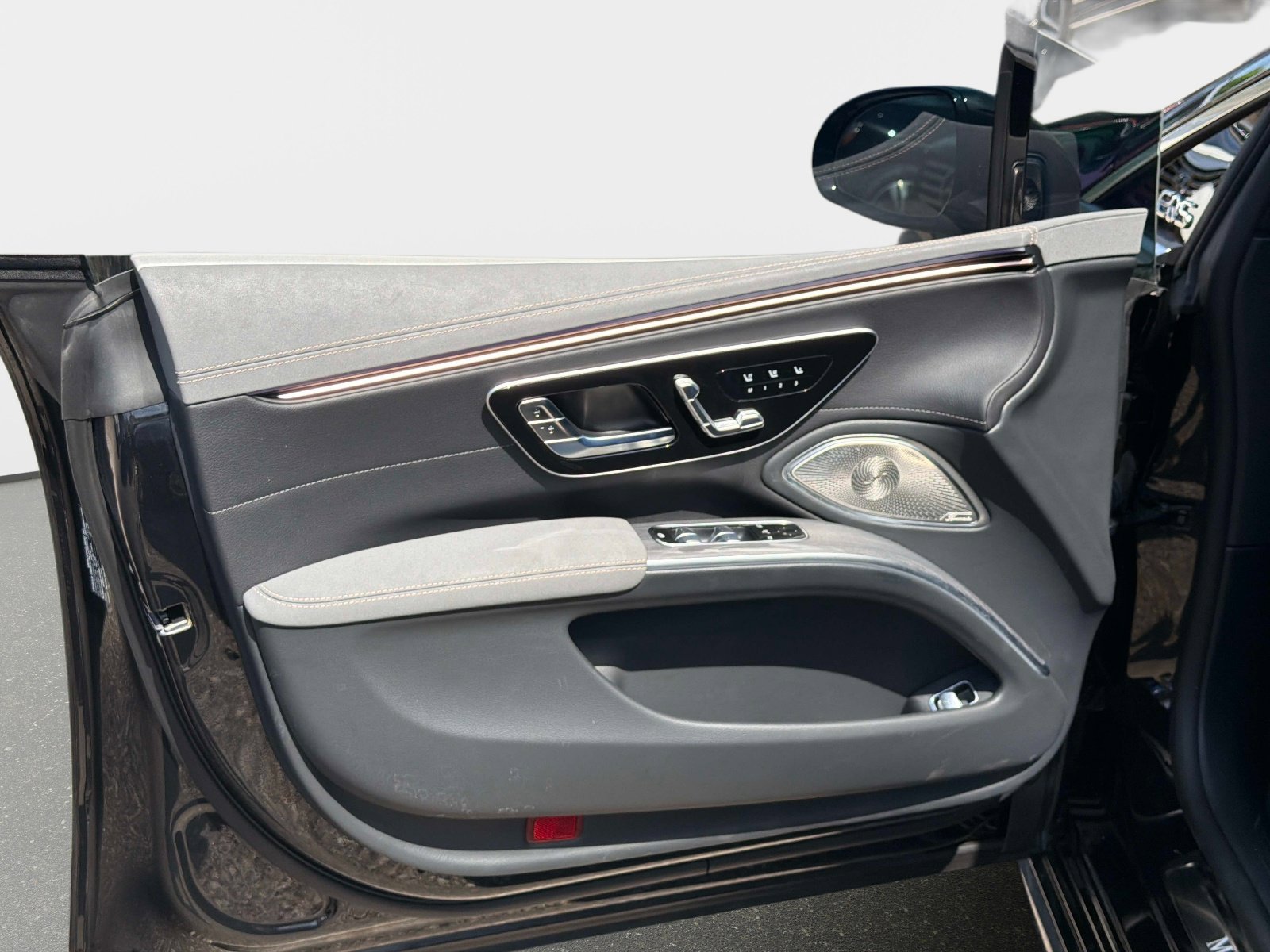 Certified 2025 Mercedes-Benz EQS 450+ Sedan image 17