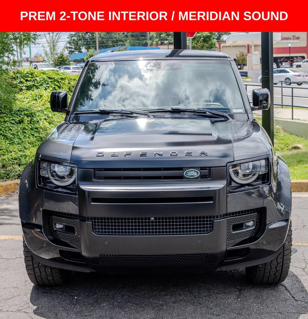 Used 2023 Land Rover Defender 130 X AWD/4WD image 2