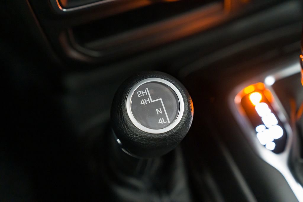 New 2026 Jeep Gladiator Sport AWD/4WD image 18