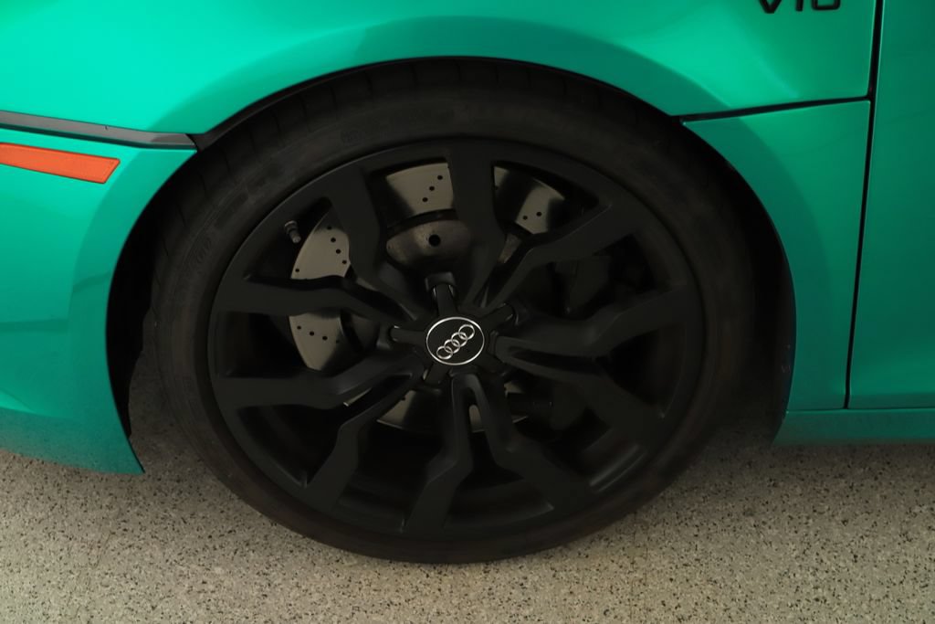 Used 2011 Audi R8 V10 AWD/4WD image 25