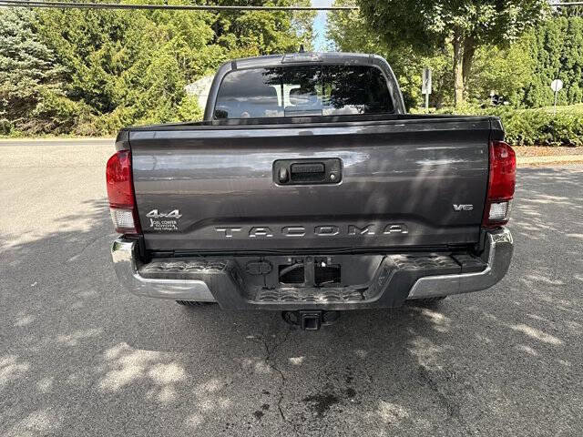 Used 2022 Toyota Tacoma SR5 image 5
