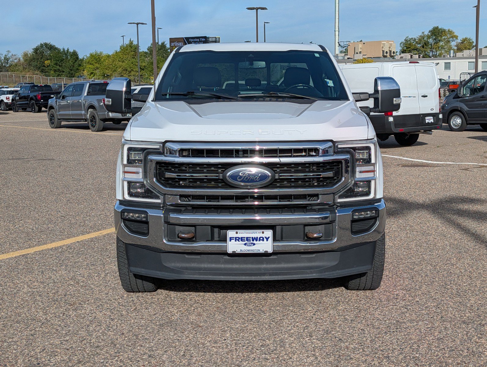Used 2022 Ford F350 Lariat w/ Lariat Ultimate Package AWD/4WD image 8