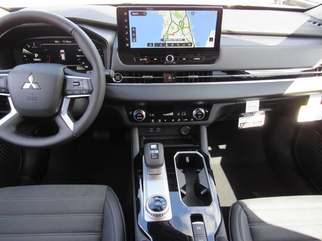 New 2026 Mitsubishi Outlander SE FWD image 18