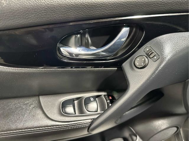 Certified 2022 Nissan Rogue Sport SL image 10