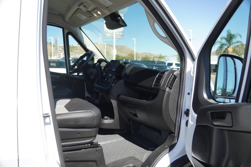Used 2024 RAM ProMaster 2500 w/ Convenience Group FWD image 27