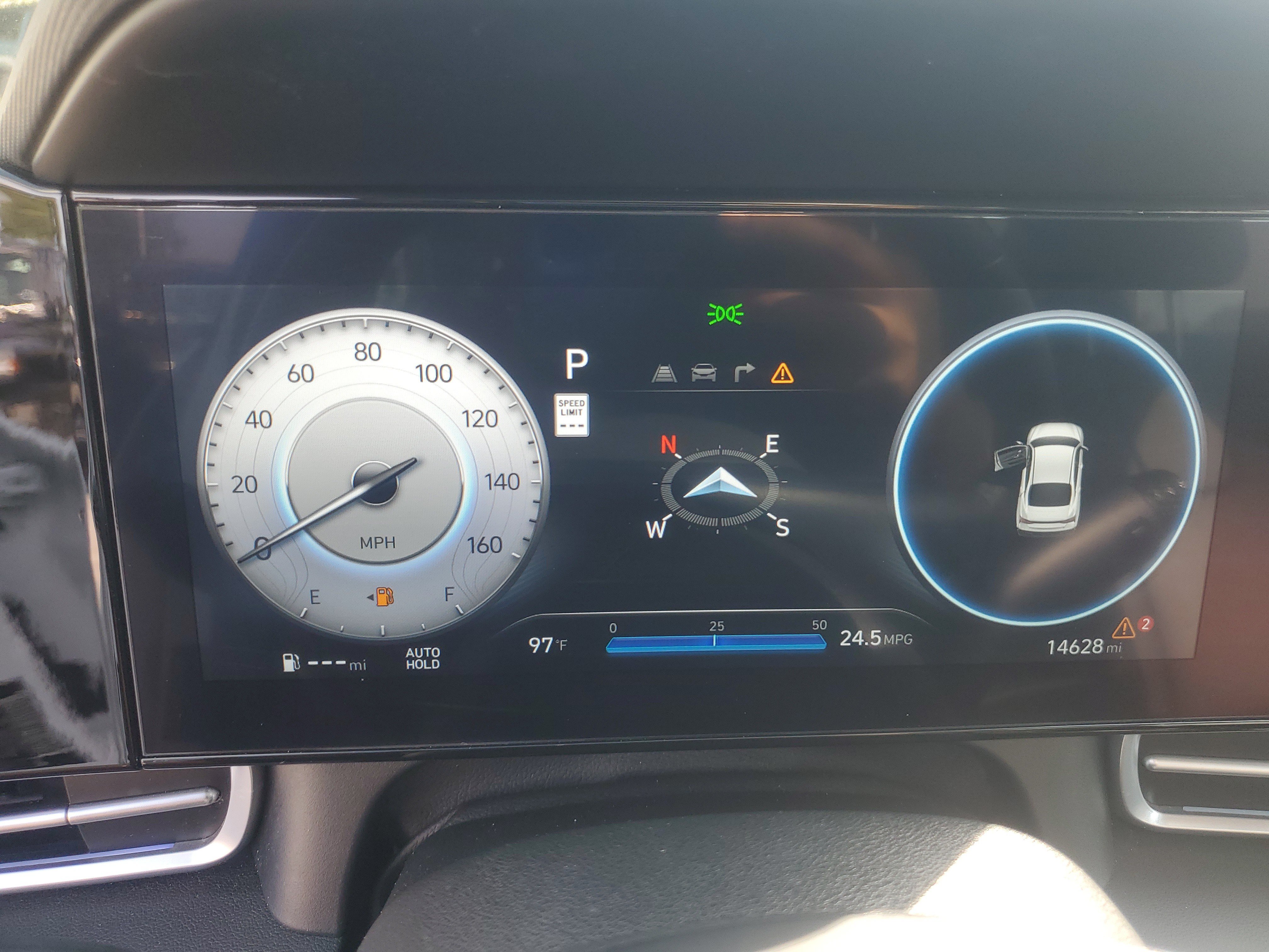 Used 2025 Hyundai Elantra Limited FWD image 18