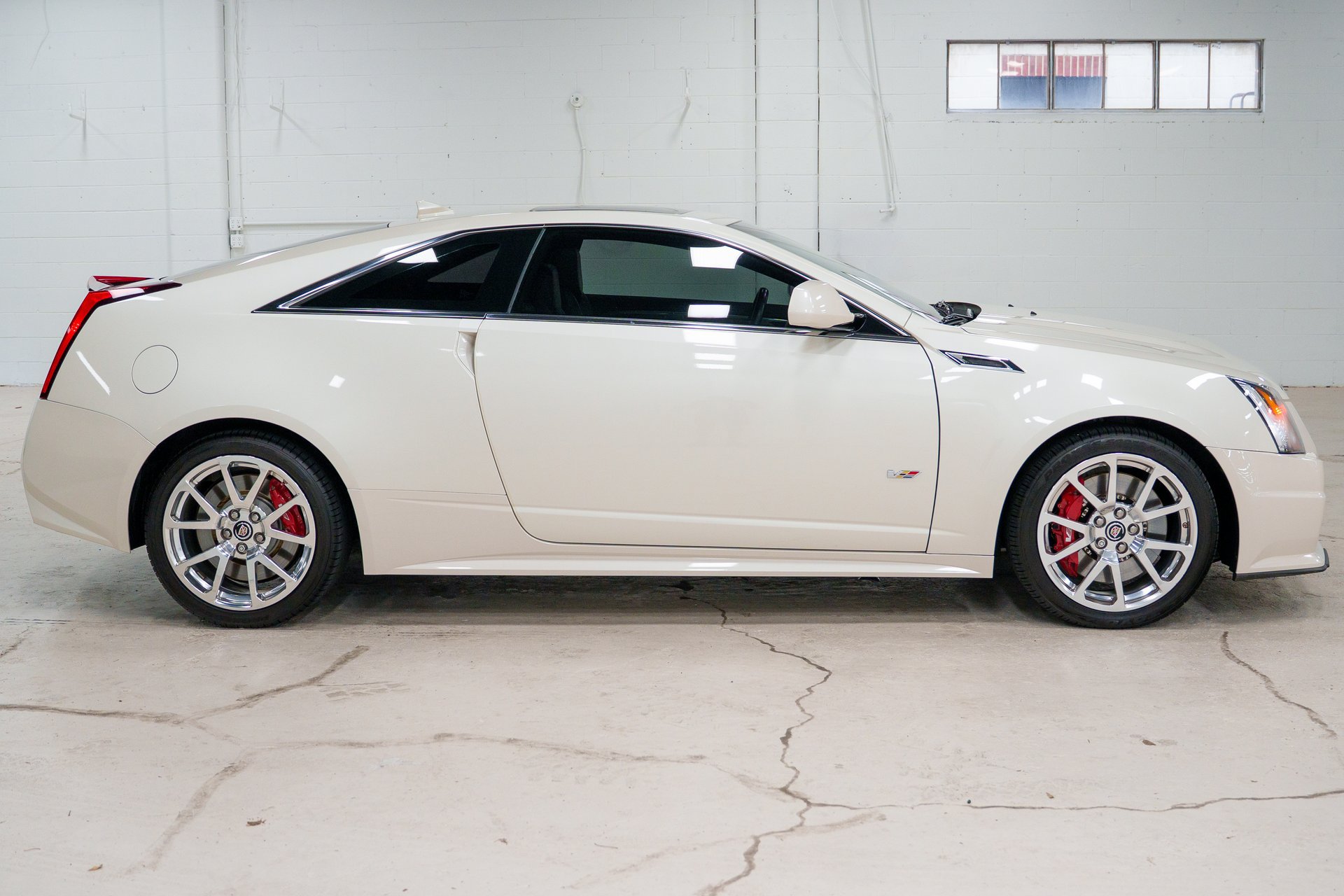 Used 2013 Cadillac CTS V RWD image 19