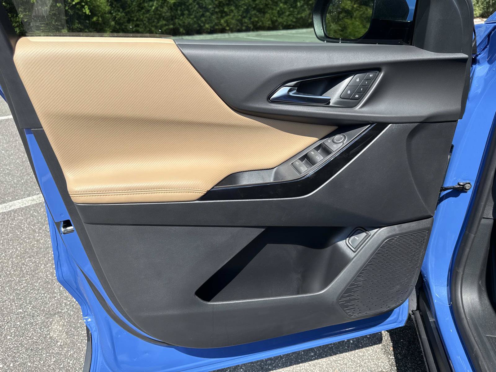New 2027 Chevrolet Equinox ACTIV w/ Safety and Technology Package FWD image 17