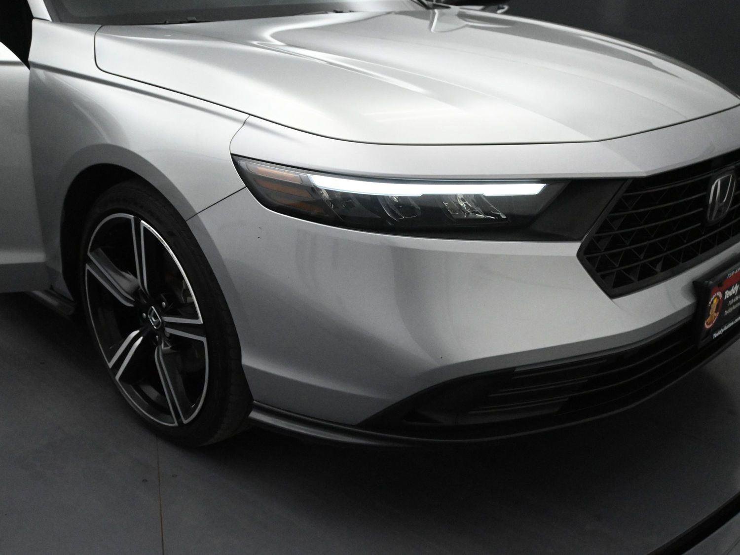 Used 2024 Honda Accord Sport image 18