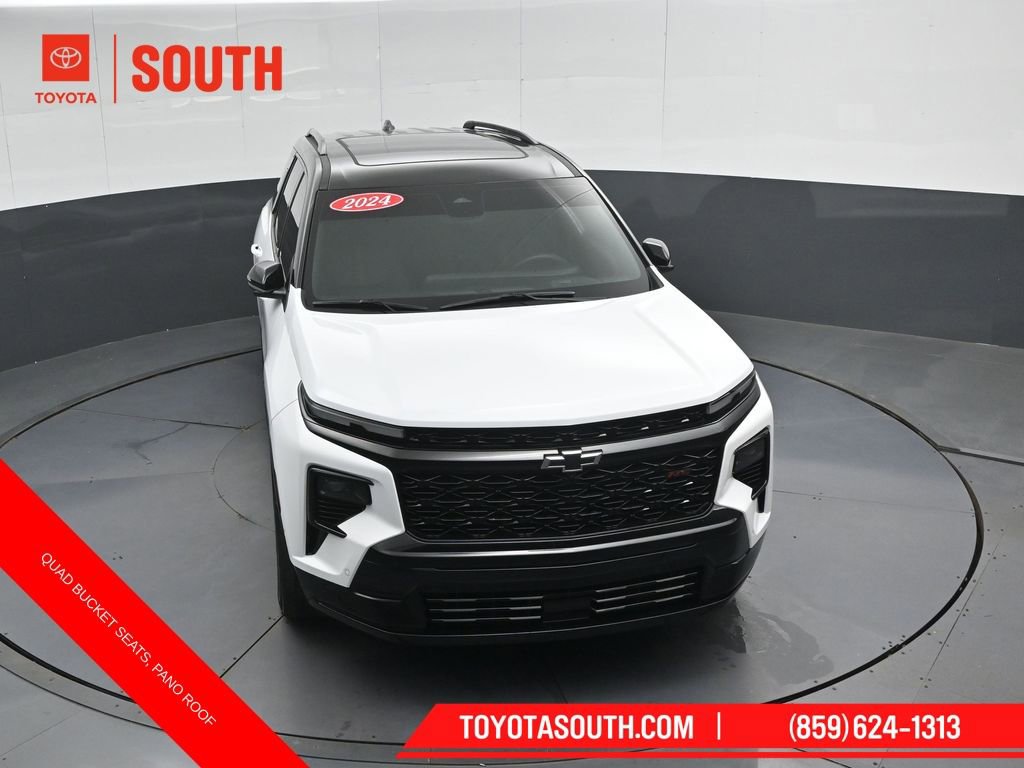 Used 2024 Chevrolet Traverse RS AWD/4WD image 42