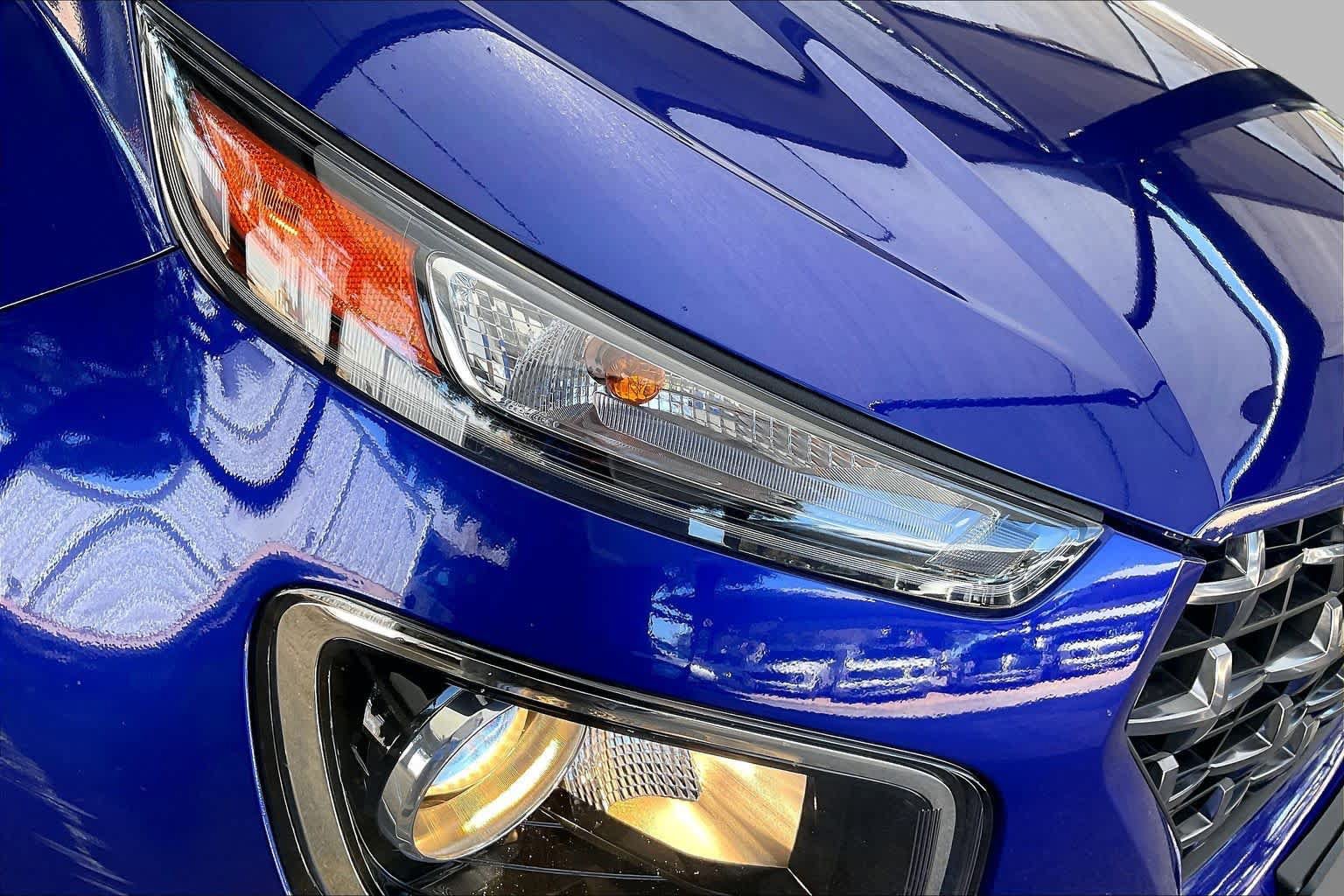 Certified 2025 Hyundai Venue SEL FWD image 27