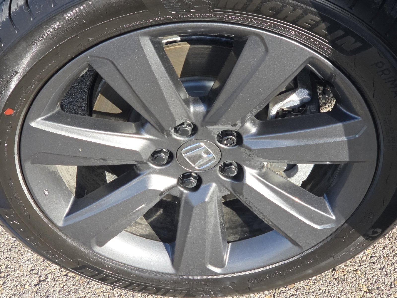 Used 2025 Honda Pilot Sport image 12