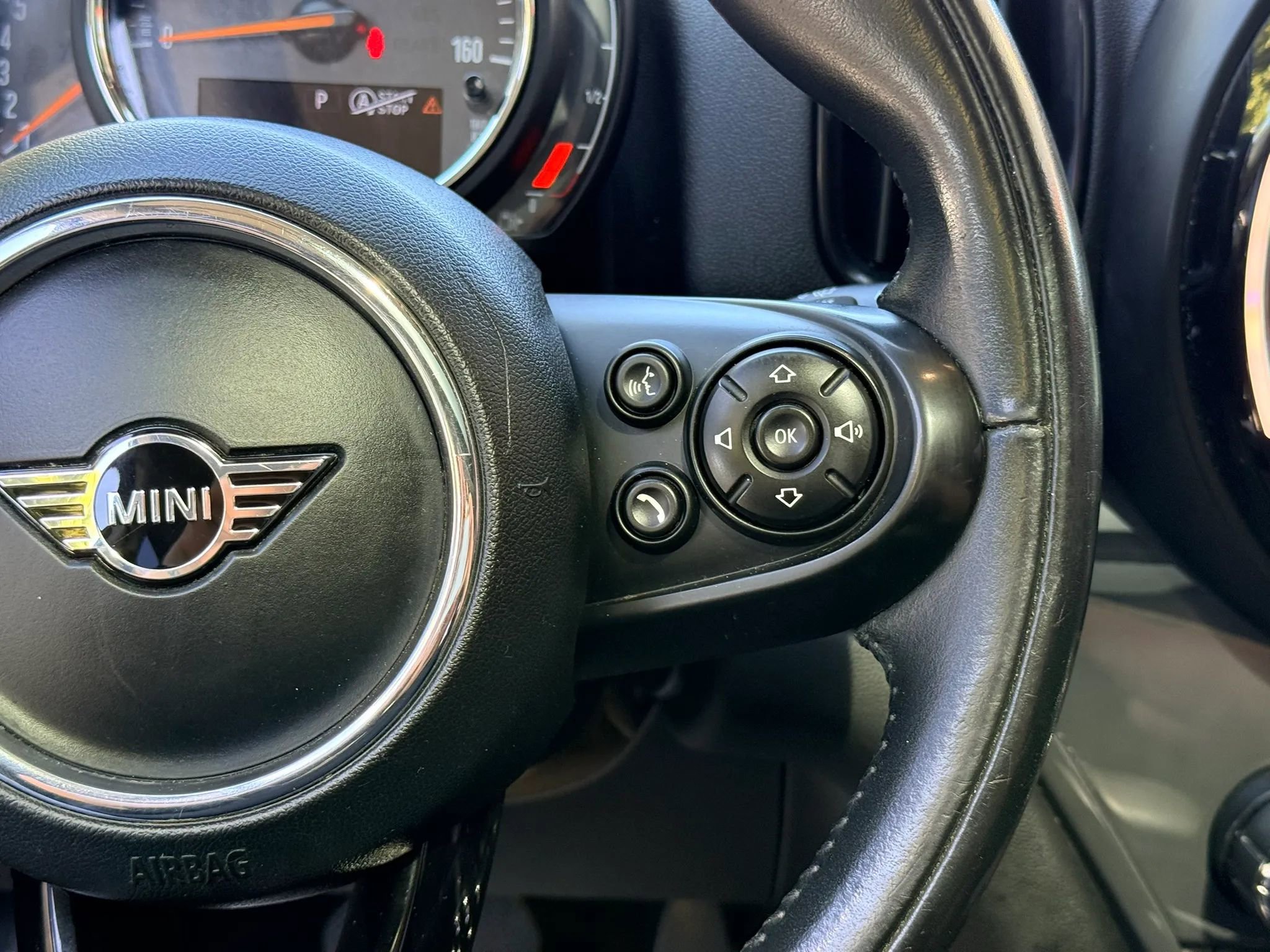 Used 2020 MINI Cooper Countryman FWD image 23