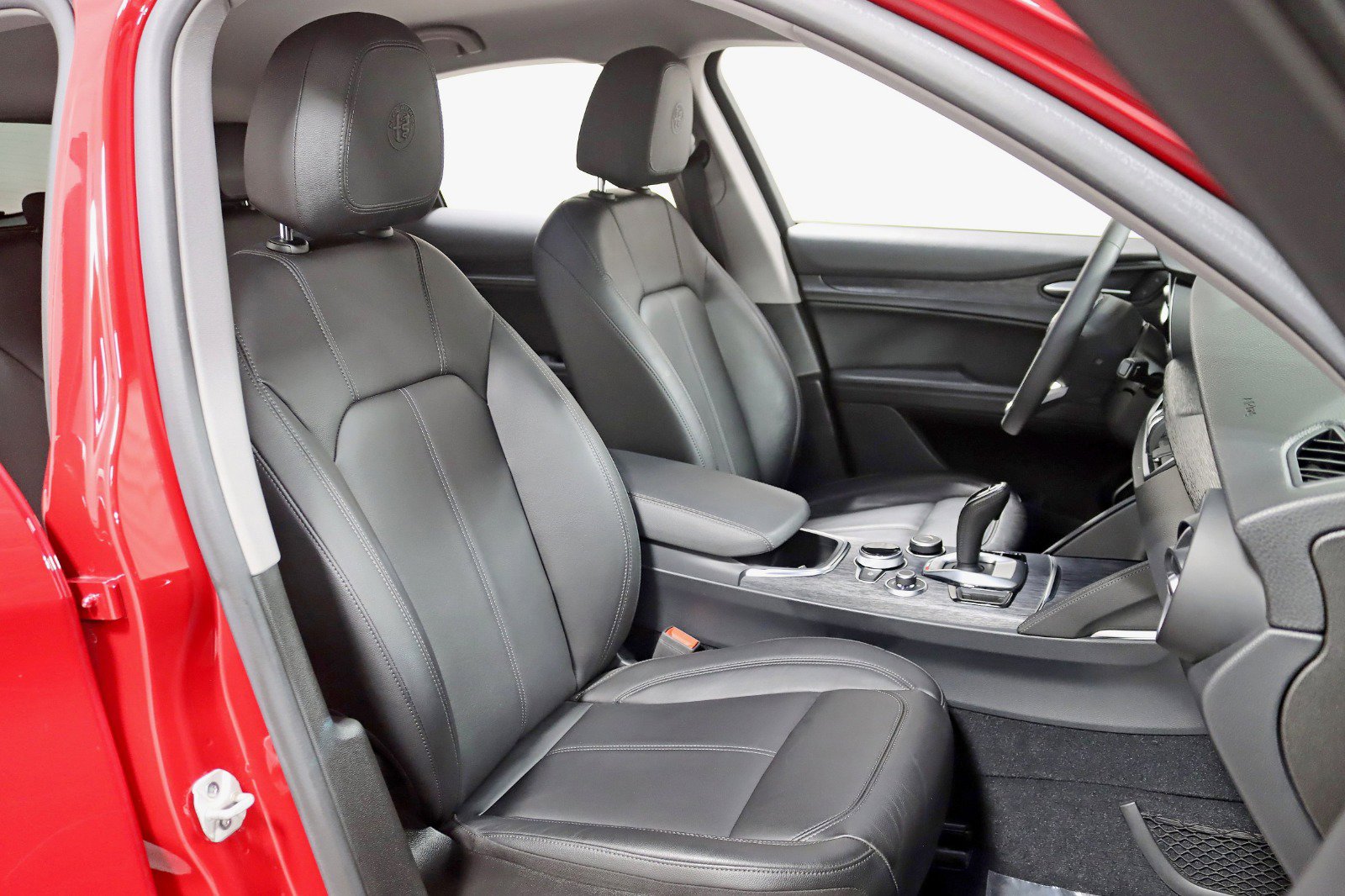 Used 2020 Alfa Romeo Stelvio Sport w/ Cold Weather Package image 25