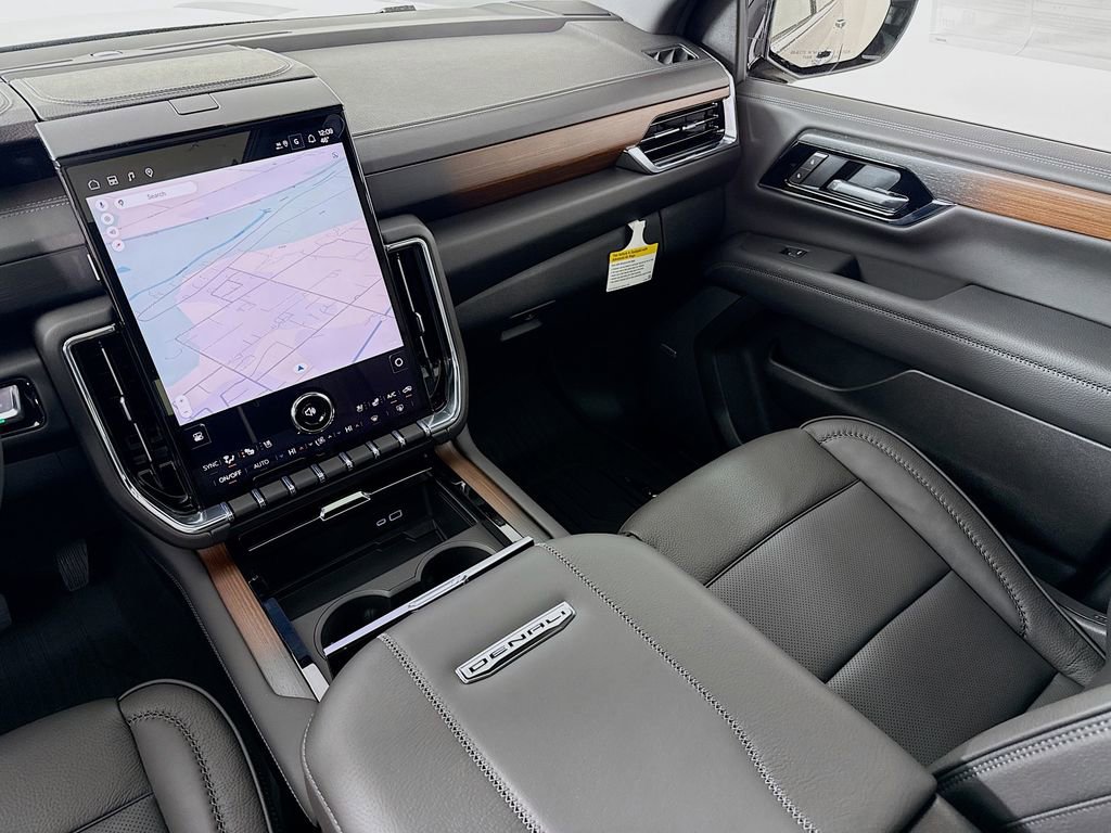 New 2026 GMC Yukon Denali w/ Denali Reserve Package AWD/4WD image 29