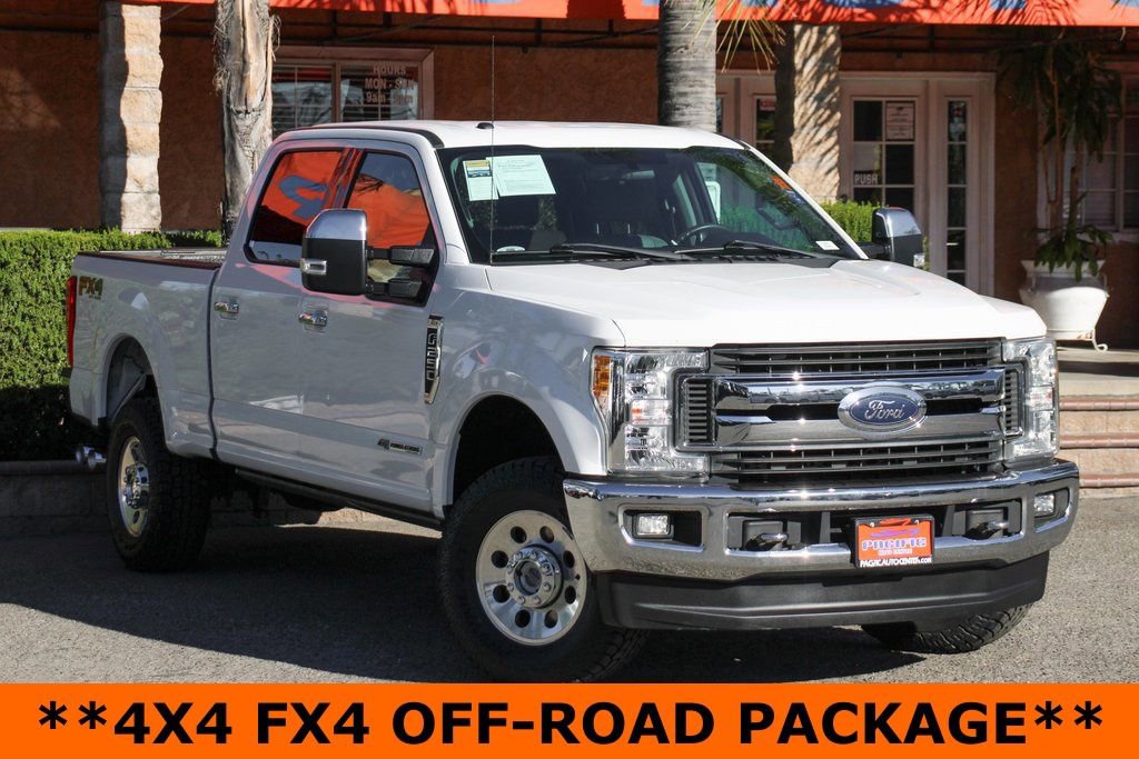 Used 2017 Ford F250 XLT w/ XLT Premium Package image 2