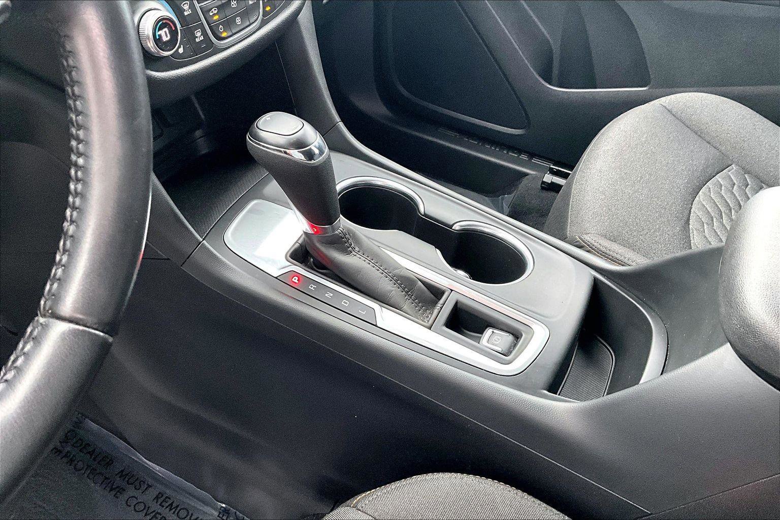 Used 2020 Chevrolet Equinox LT image 16