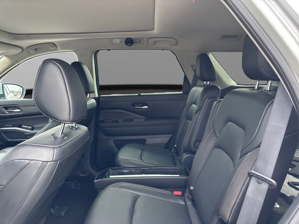 Used 2023 Nissan Pathfinder SL w/ SL Premium Package image 10