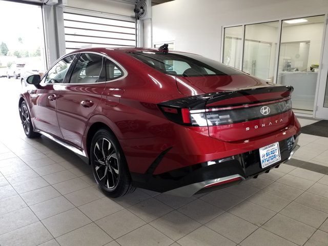 Used 2025 Hyundai Sonata SEL FWD image 18