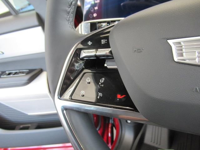 New 2026 Cadillac Vistiq Sport image 17