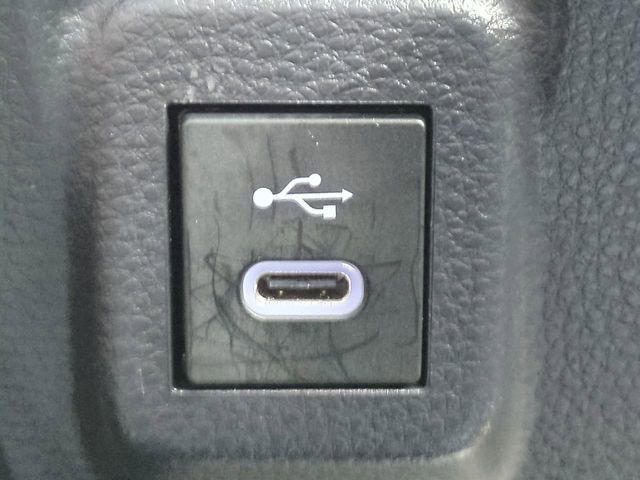 Used 2025 Toyota Corolla LE w/ Convenience Package image 20