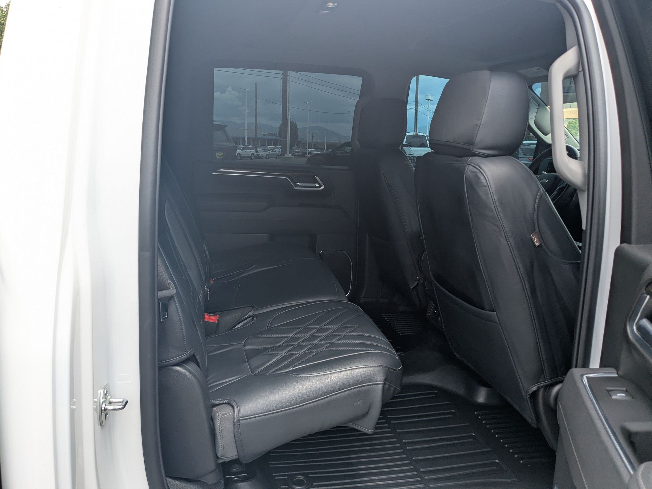Used 2025 Chevrolet Silverado 3500 LT w/ Z71 Chrome Sport Edition AWD/4WD image 32