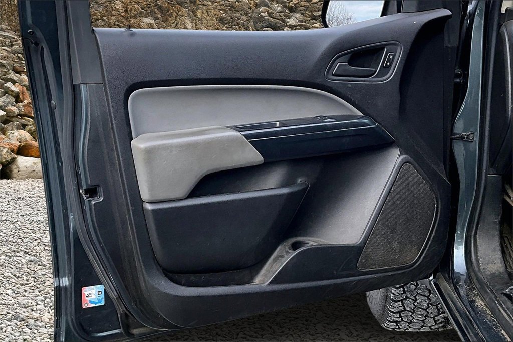 Used 2015 Chevrolet Colorado W/T image 15
