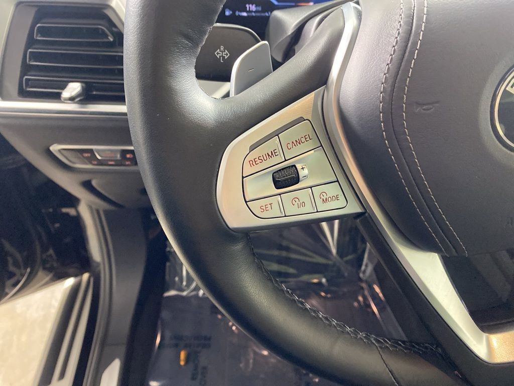 Used 2023 BMW X7 xDrive40i w/ Premium Package image 10