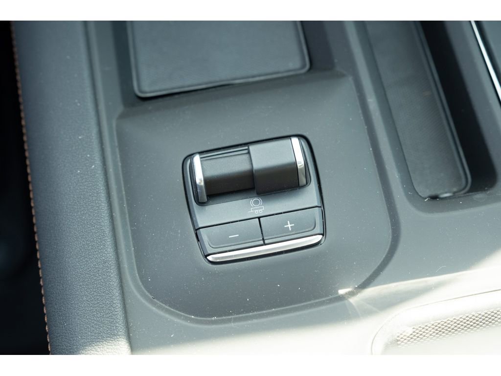 New 2026 GMC Sierra 2500 AT4 w/ AT4 Premium Plus Package image 27