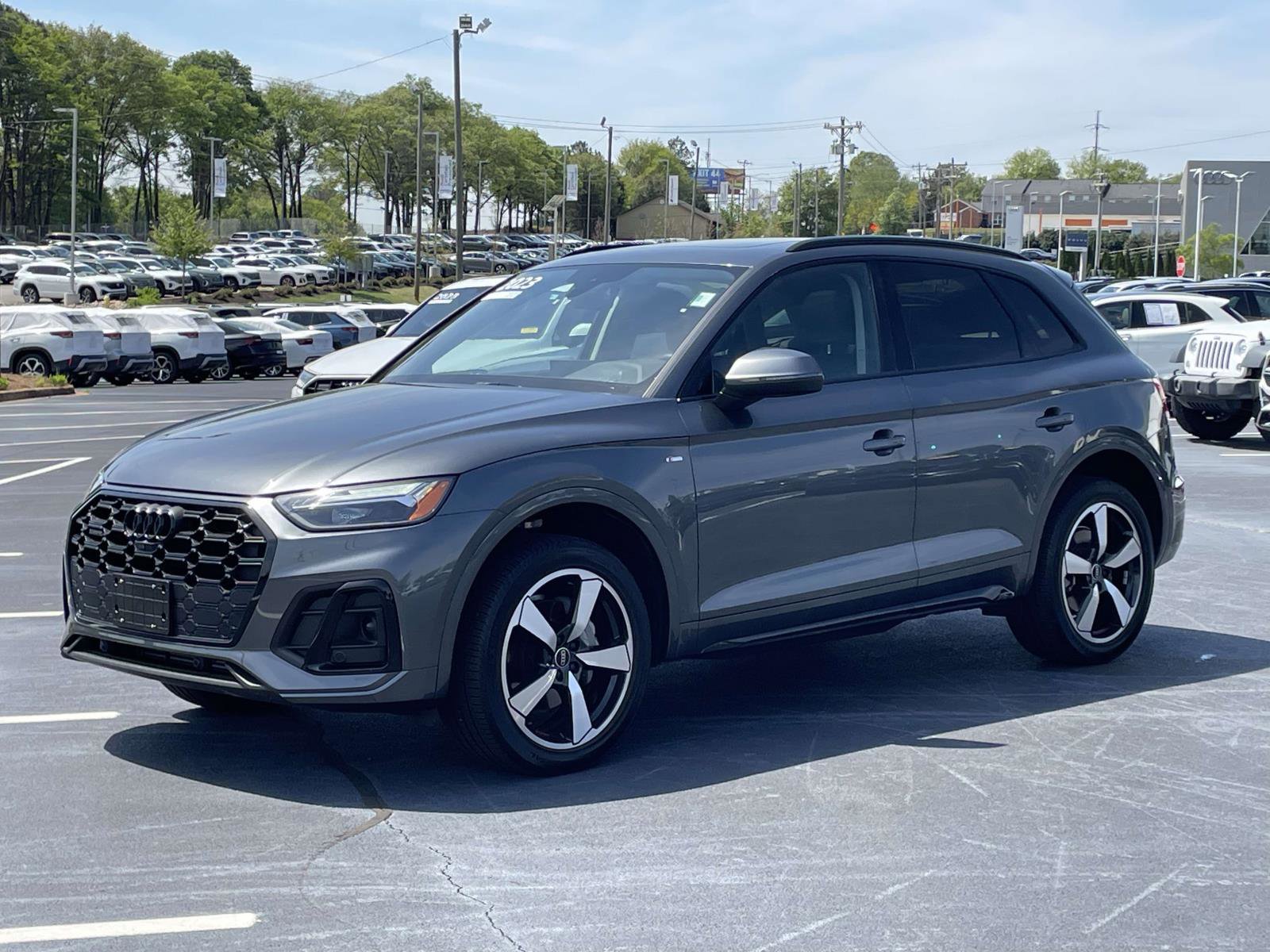 Certified 2023 Audi Q5 2.0T Premium Plus w/ Premium Plus Package image 3