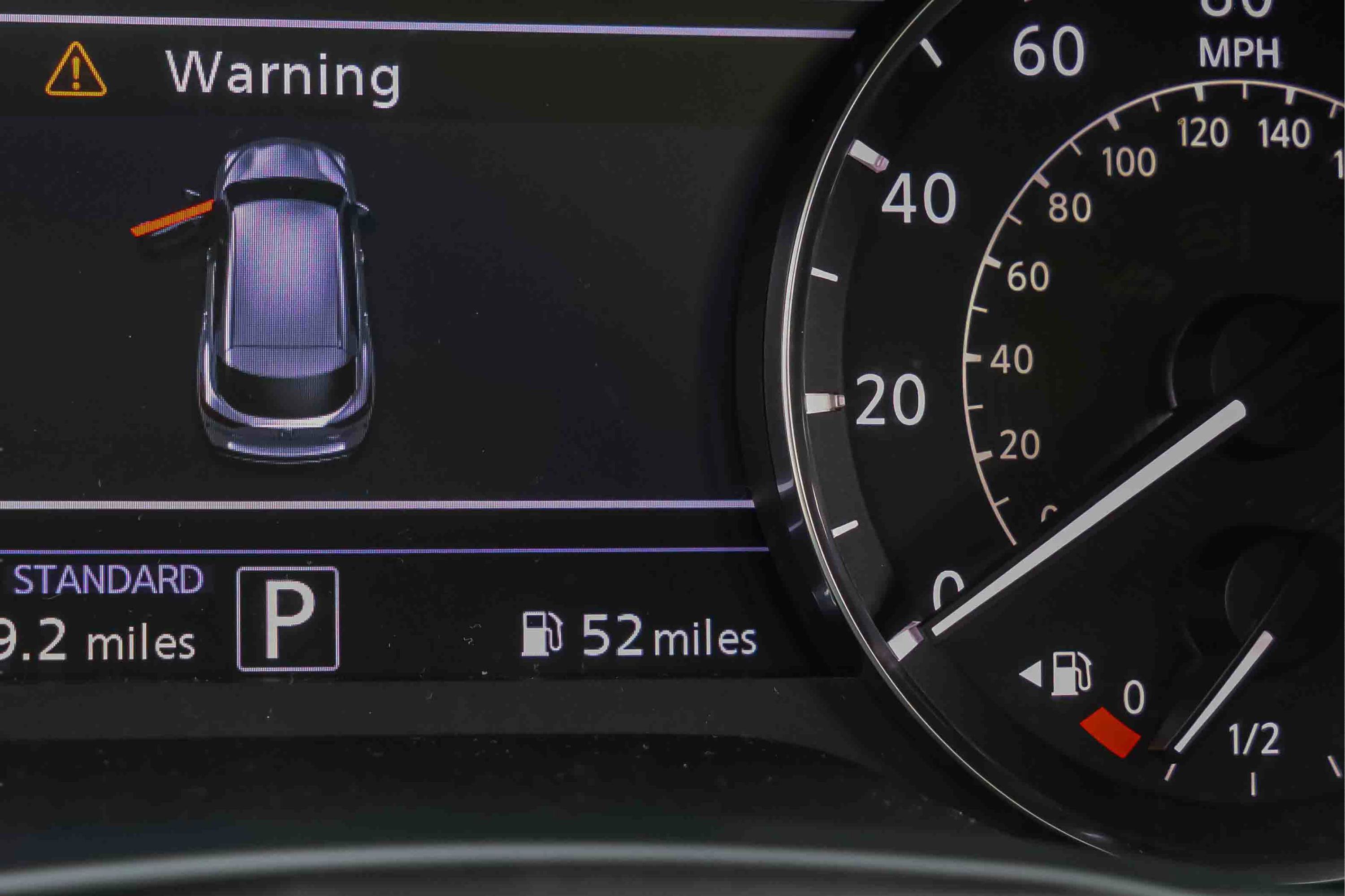 Used 2019 INFINITI QX50 Essential w/ Sensory Package AWD/4WD image 9