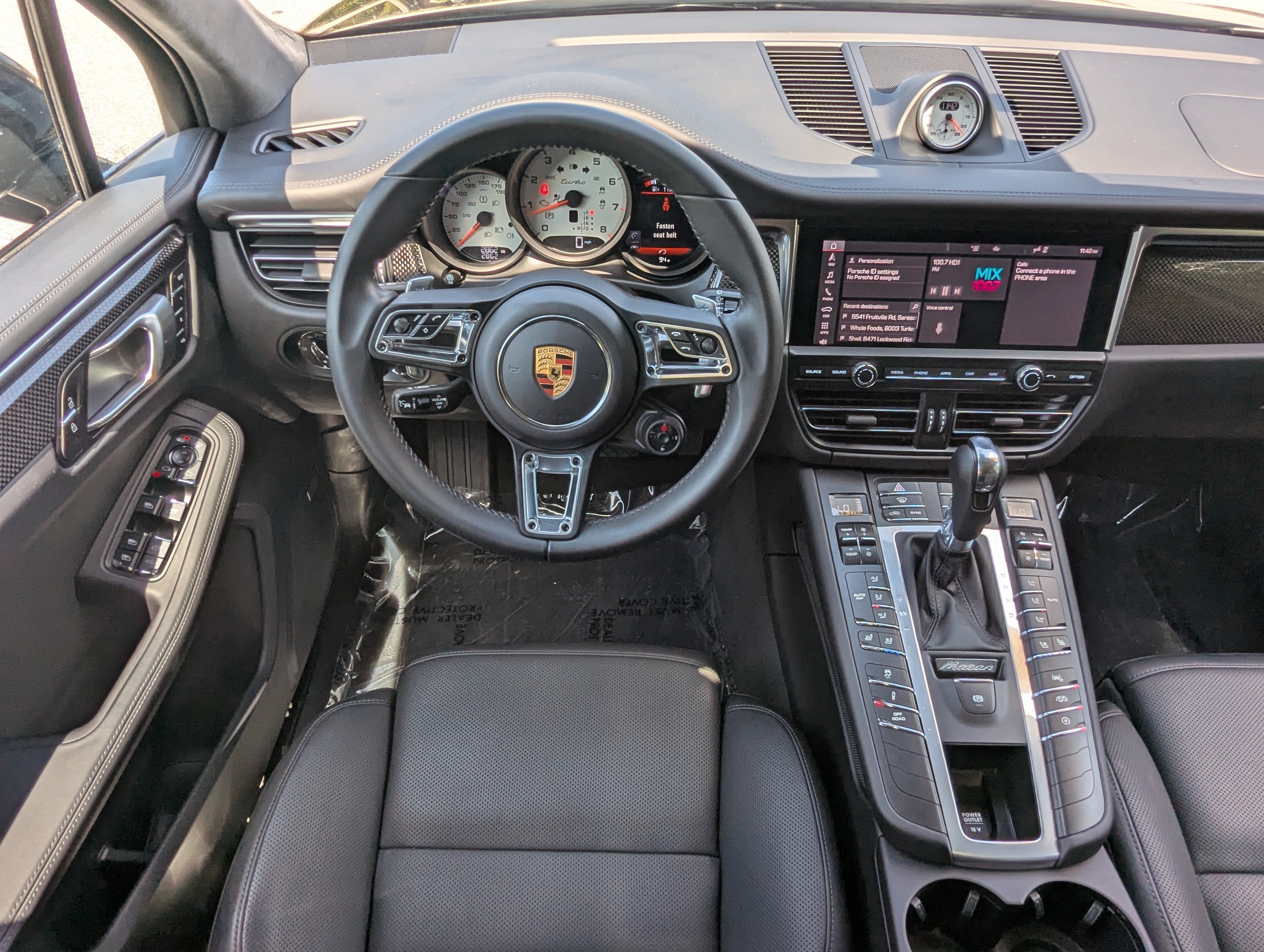 Used 2020 Porsche Macan Turbo AWD/4WD image 14