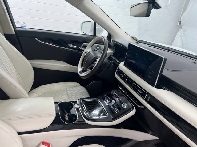 Certified 2023 Lincoln Nautilus Black Label AWD/4WD image 27