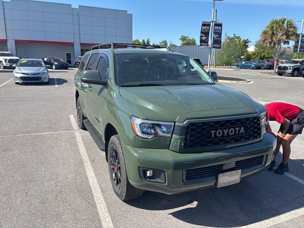Used 2020 Toyota Sequoia TRD Pro AWD/4WD image 15