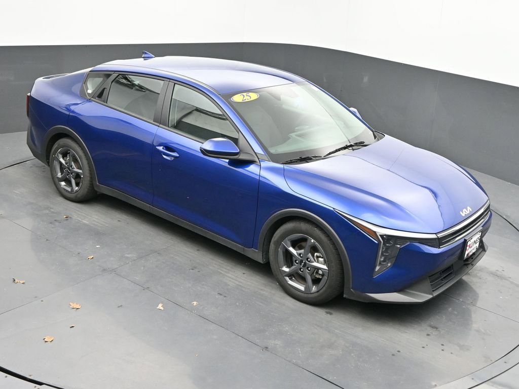 Used 2025 Kia K4 LXS FWD image 37
