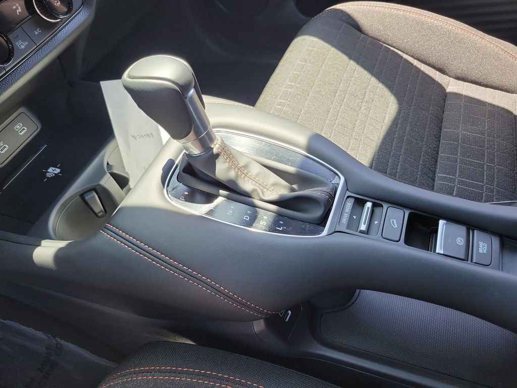 Certified 2027 Honda HR-V Sport image 32