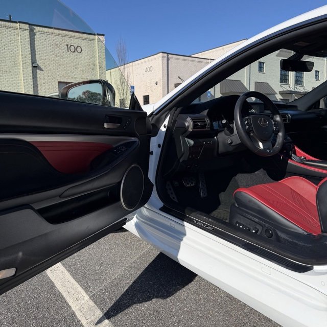 Used 2015 Lexus RC F image 25