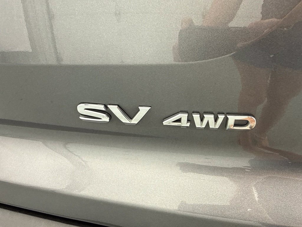 Used 2024 Nissan Pathfinder SV AWD/4WD image 11