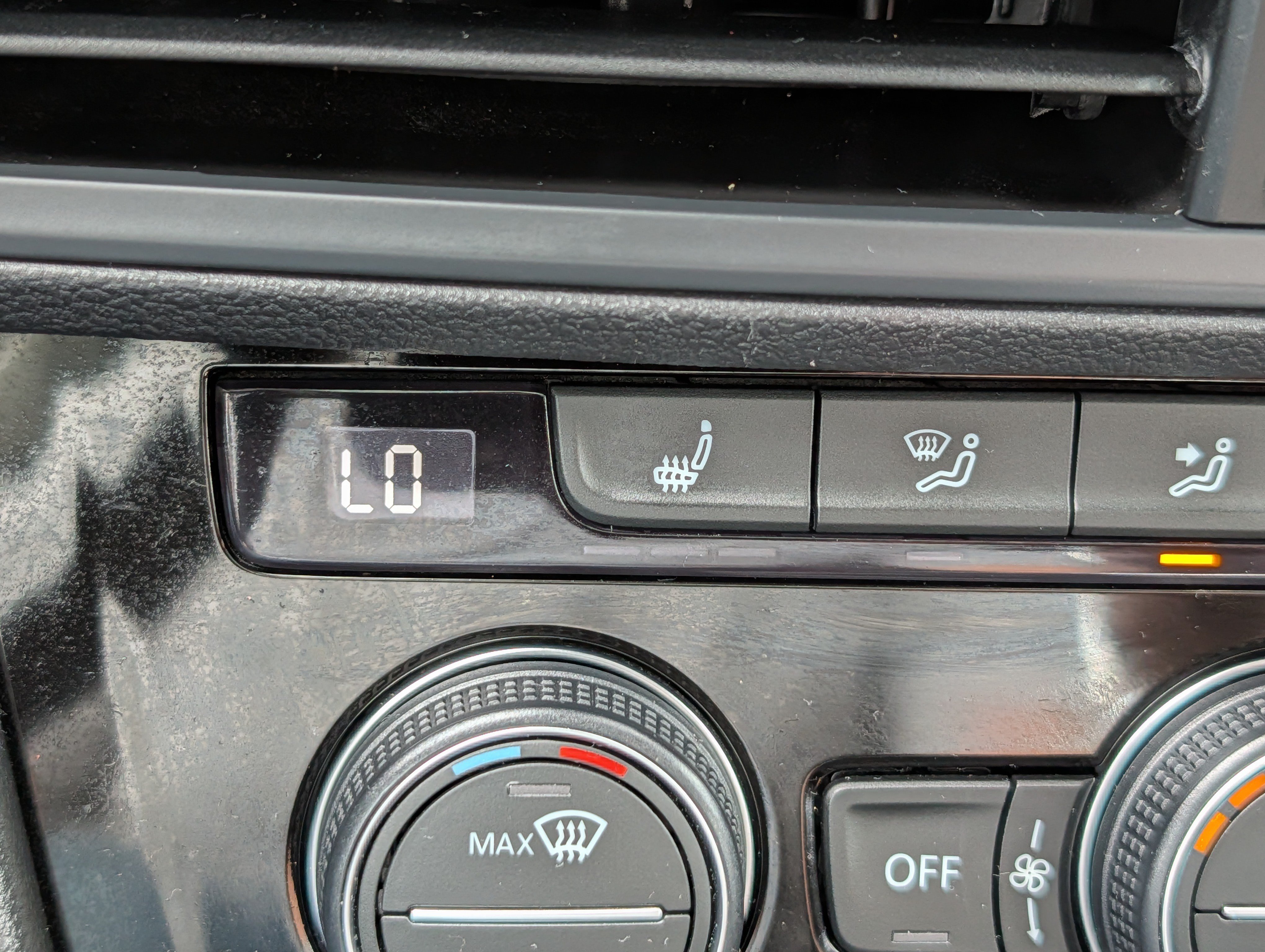 Used 2022 Volkswagen Jetta SE FWD image 28