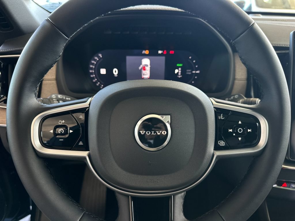 New 2026 Volvo XC90 T8 Plus w/ Protection Package Premier AWD/4WD image 24