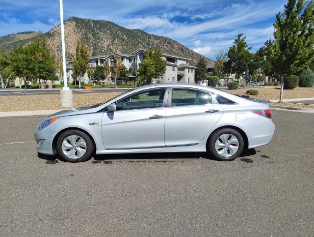 Used 2014 Hyundai Sonata Hybrid FWD image 6