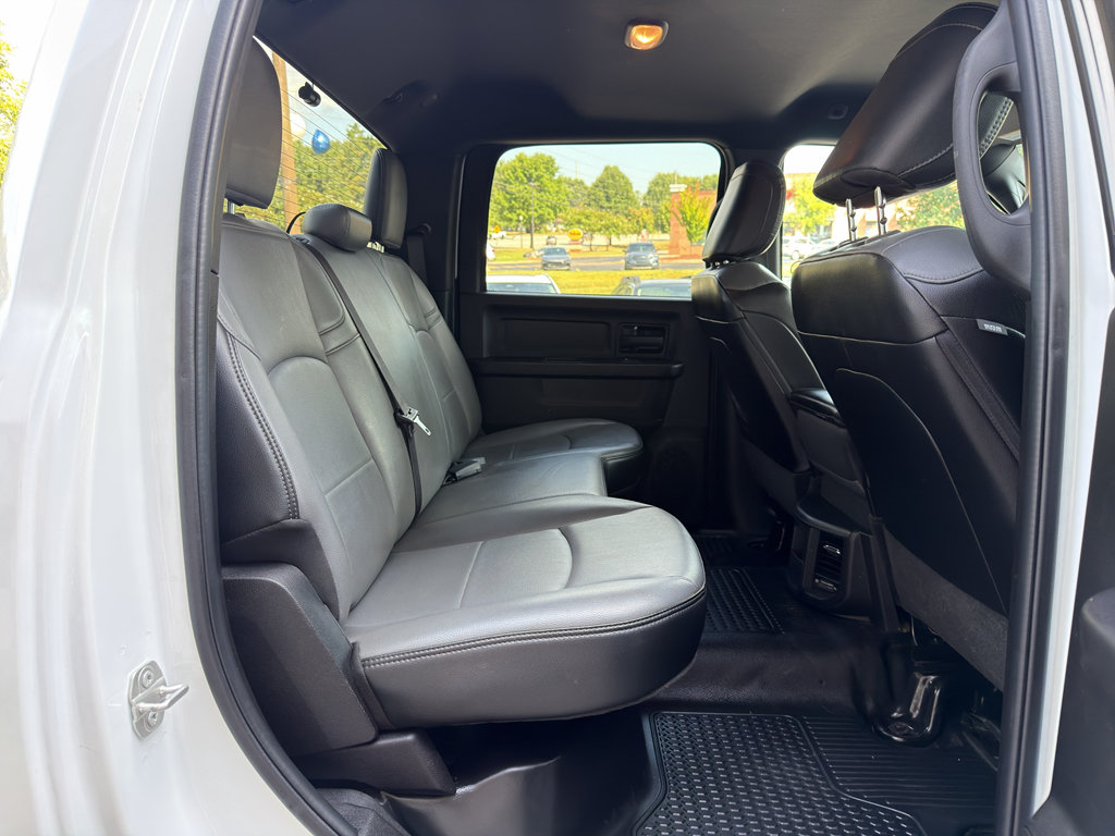 Used 2024 RAM 2500 Tradesman w/ Chrome Appearance Group AWD/4WD image 23