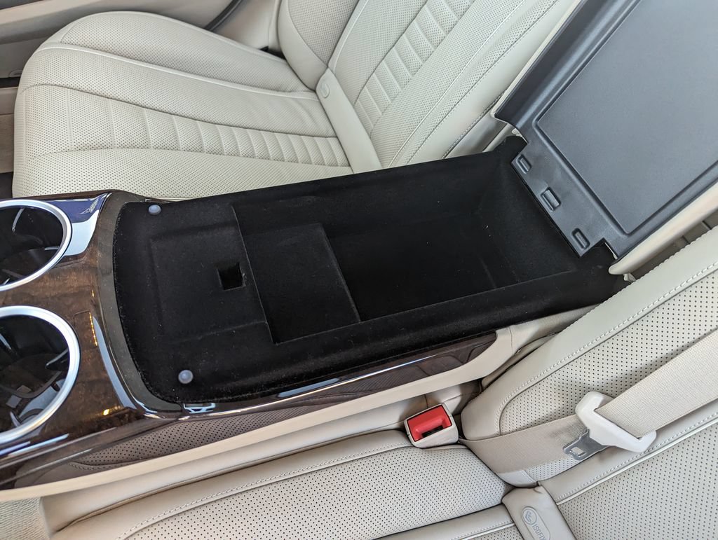 Used 2018 Mercedes-Benz S 560 4MATIC Sedan image 39