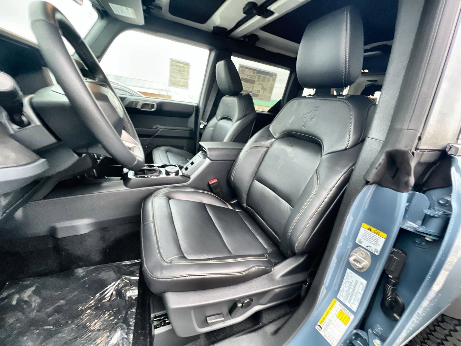 New 2025 Ford Bronco Badlands image 13