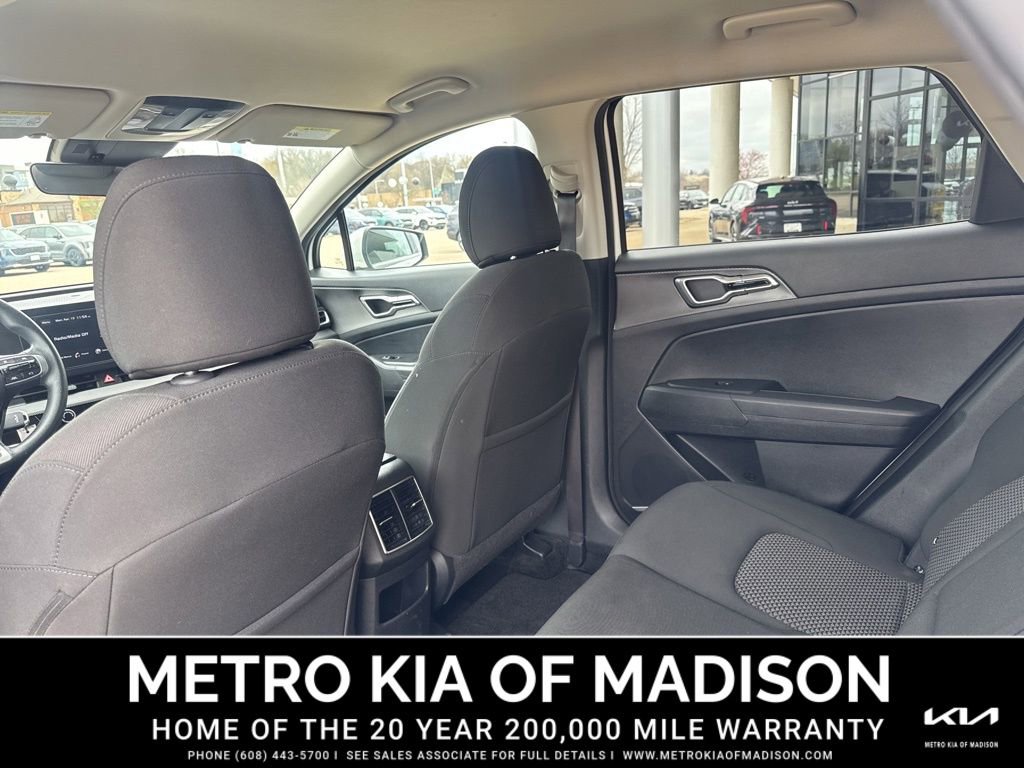 Used 2023 Kia Sportage LX AWD/4WD image 26