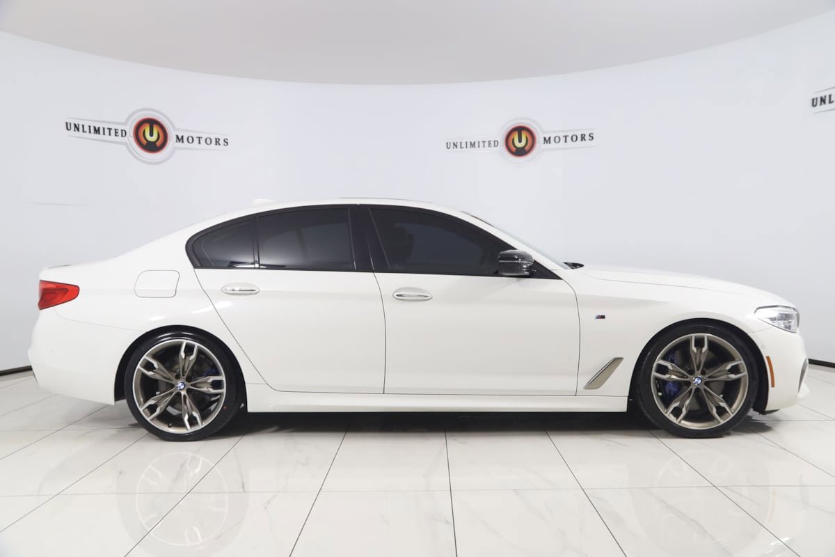 Used 2018 BMW M550i xDrive AWD/4WD image 2