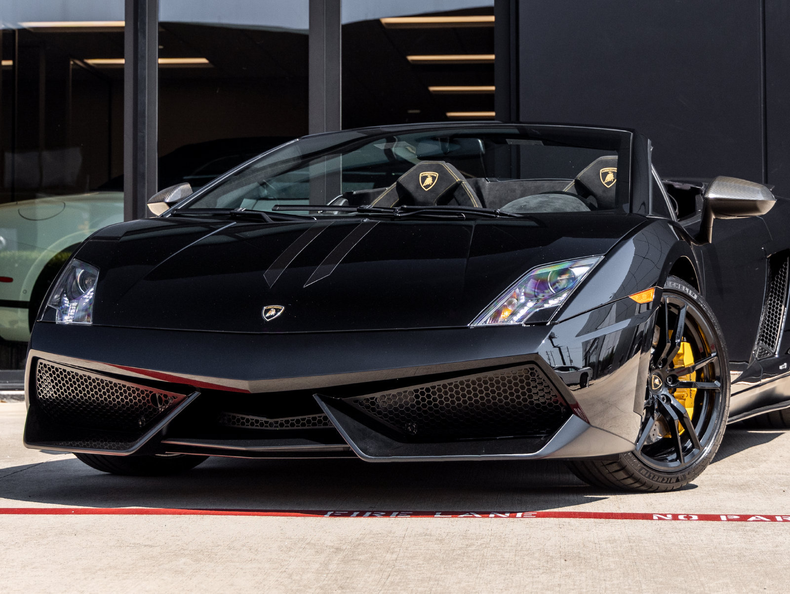 Used 2012 Lamborghini Gallardo LP 570-4 Performante AWD/4WD image 3