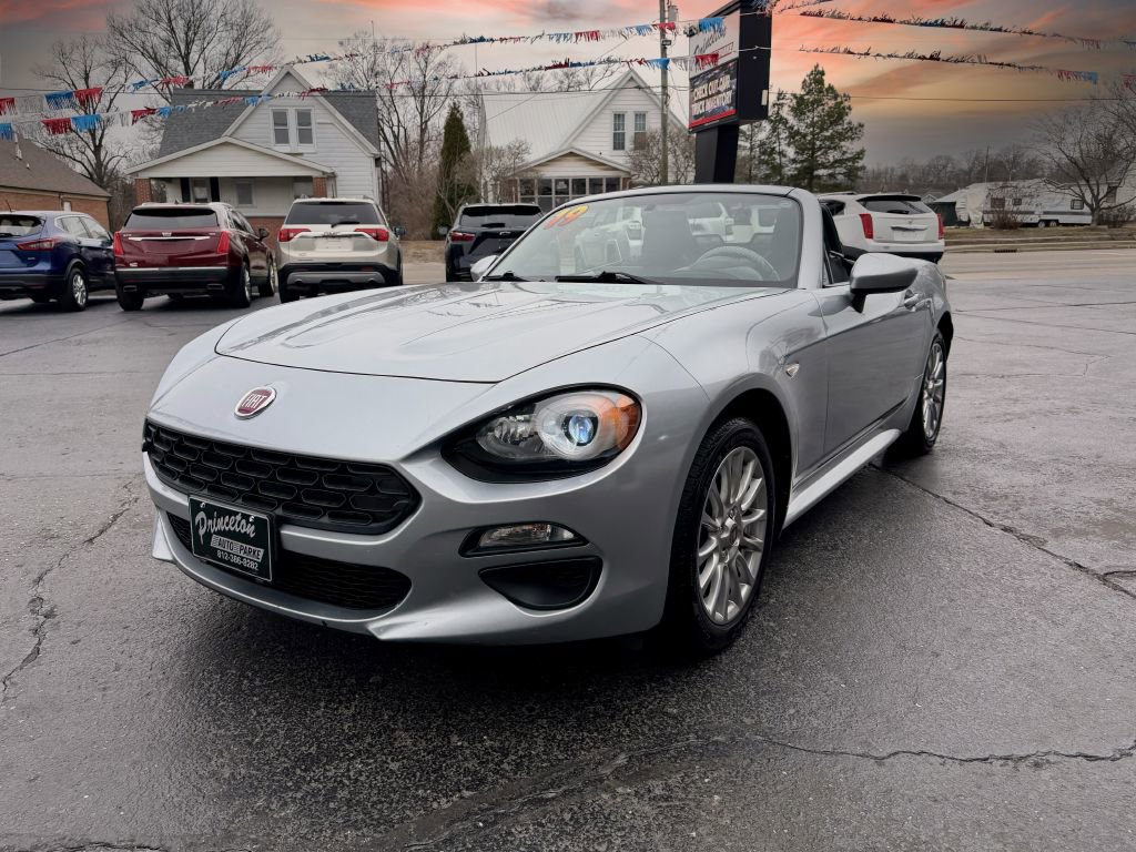 Used 2019 FIAT 124 Spider Classica w/ Technology Group image 4